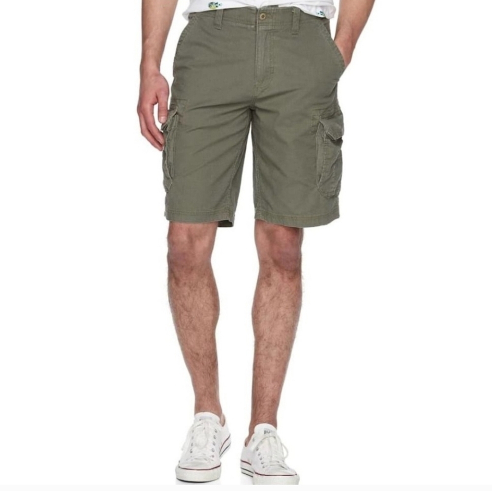URBAN PIPELINE Army Green Cotton Cargo Shorts Size 40